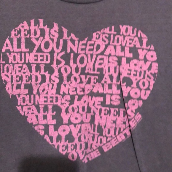 T shirt - Picture 2 of 3